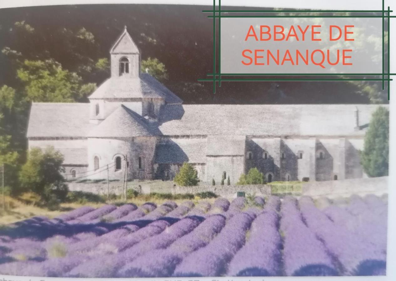 Robion en Luberon La Fee Viviane Et Michel L'Enchanteur المظهر الخارجي الصورة